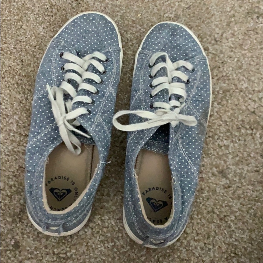 Polka dot blue sneakers